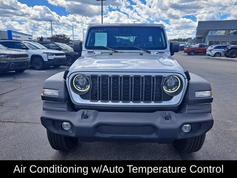 Used 2024 Jeep Wrangler Unlimited Sport AWD/4WD image 9
