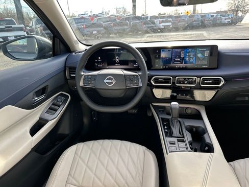 New 2026 Nissan Sentra SL w/ Floor Mat Package image 22