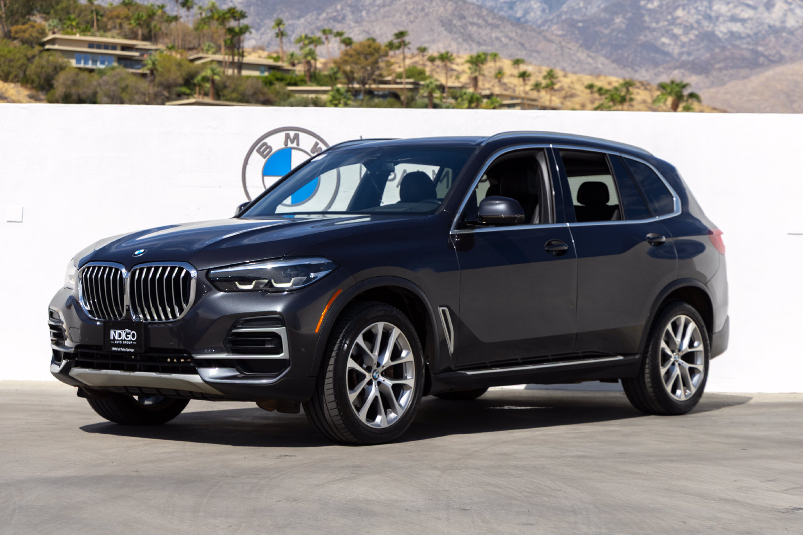 Used 2023 BMW X5 xDrive40i AWD/4WD image 1