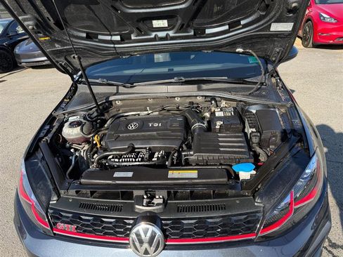 Used 2020 Volkswagen GTI S image 19