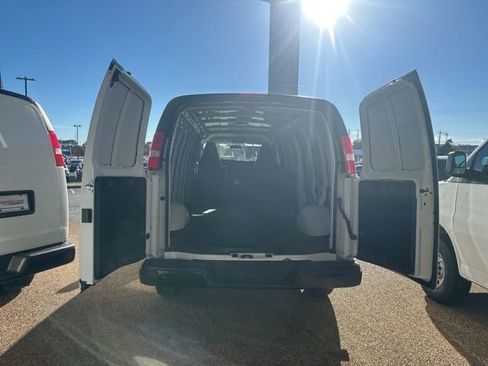 New 2025 Chevrolet Express 2500 Extended w/ Safety Package image 25