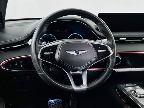 Used 2022 Genesis GV70 3.5T Sport w/ Sport Prestige Package AWD/4WD image 18