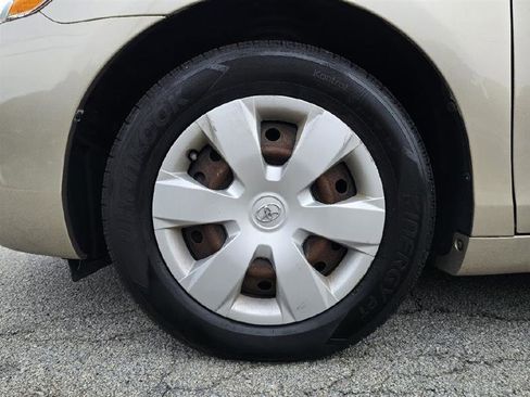 Used 2007 Toyota Camry XLE FWD image 14