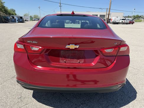 Used 2016 Chevrolet Malibu LT w/ Leather Package image 6