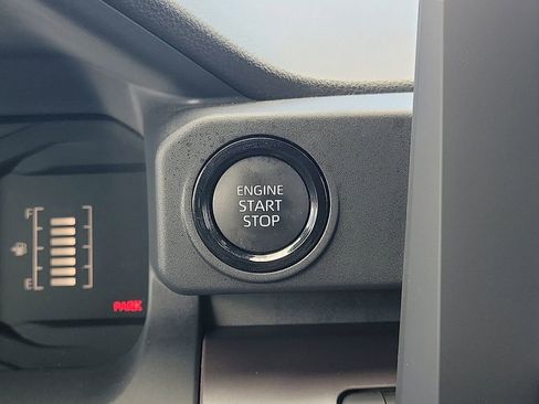 Used 2025 Toyota Tacoma SR5 image 20