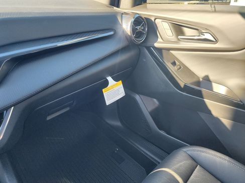 New 2026 Chevrolet Equinox LT w/ Convenience Package II image 36