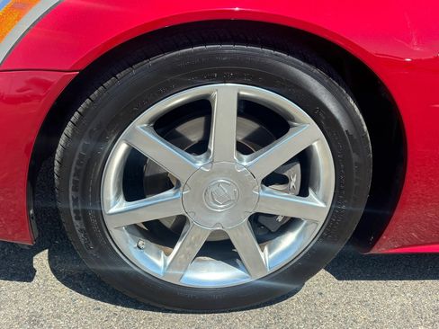 Used 2005 Cadillac XLR RWD image 8