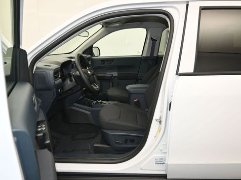 New 2026 Ford Maverick XL FWD image 19