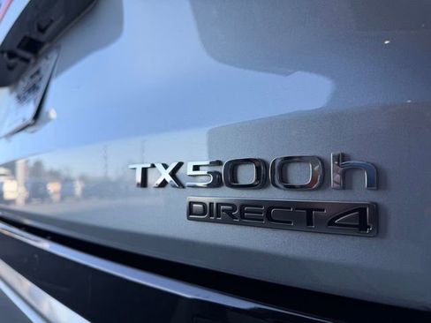 Used 2025 Lexus TX 500h AWD w/ Technology Package image 20