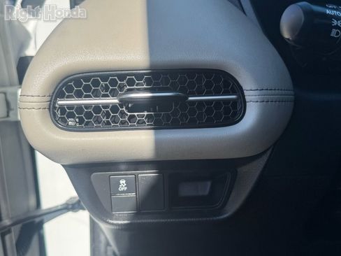 Used 2023 Honda HR-V EX-L image 15