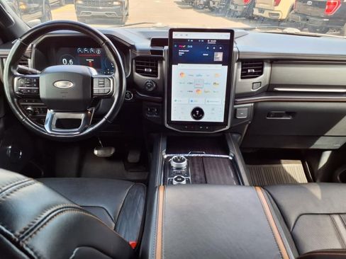 Used 2022 Ford Expedition Max Platinum image 19