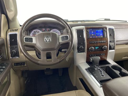 Used 2011 RAM 1500 Laramie image 19