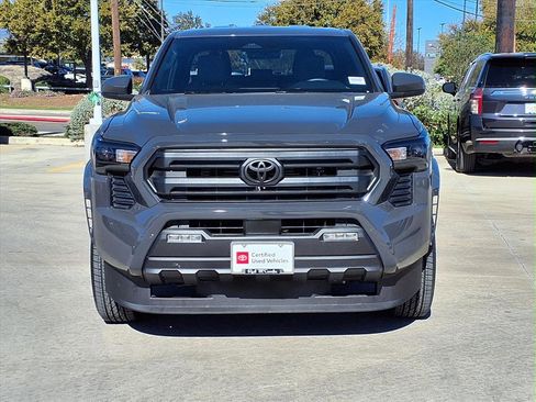 Certified 2025 Toyota Tacoma SR5 image 2
