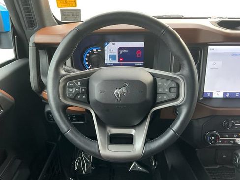 Used 2024 Ford Bronco Outer Banks AWD/4WD image 13