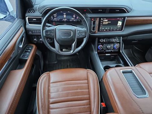 Used 2023 GMC Yukon Denali Ultimate image 14