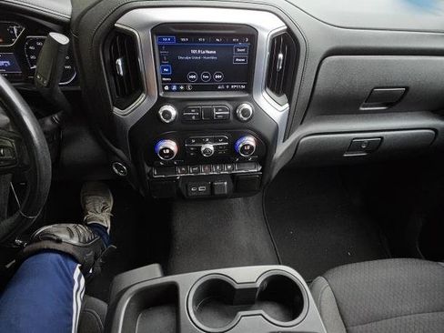 Used 2020 GMC Sierra 1500 SLE w/ SLE Value Package RWD image 5