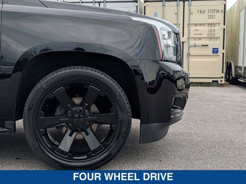 Used 2020 GMC Yukon SLT w/ Graphite Performance Edition image 10