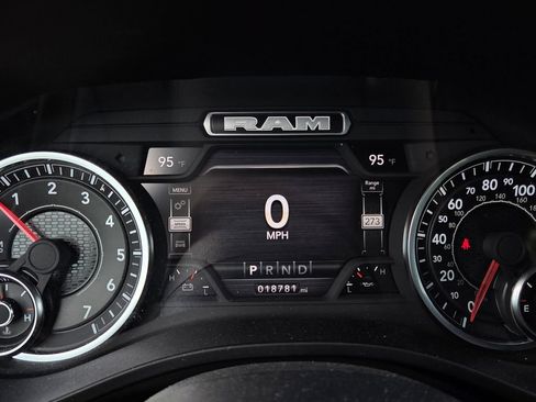 Used 2023 RAM 1500 Big Horn AWD/4WD image 22