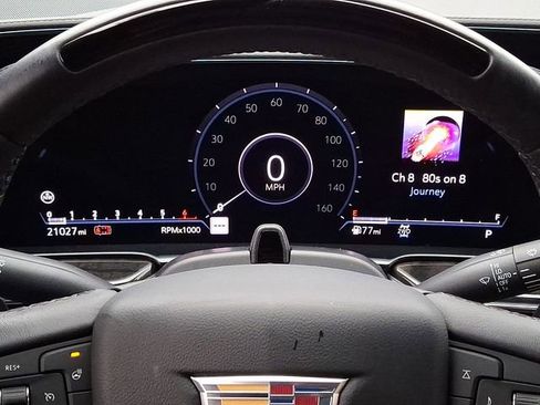 Used 2024 Cadillac Escalade Premium Luxury w/ Performance Package image 27