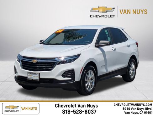 Used 2023 Chevrolet Equinox LS w/ LS Convenience Package FWD image 1