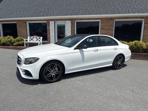 Used 2020 Mercedes-Benz E 350 Sedan image 16