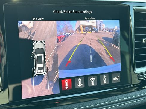 New 2026 Chrysler Pacifica Select w/ S Appearance Package FWD image 7