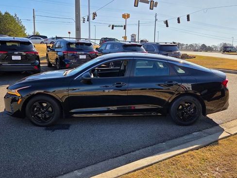 Used 2021 Kia K5 LXS image 4