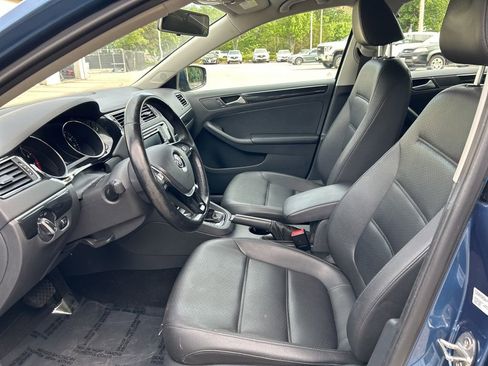 Used 2016 Volkswagen Jetta SEL FWD image 18