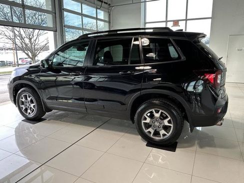 Used 2022 Honda Passport TrailSport image 10