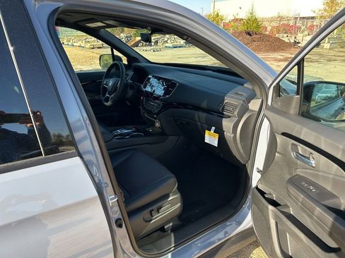 New 2026 Honda Ridgeline Black Edition image 36