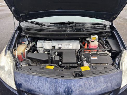 Used 2014 Toyota Prius Two image 10