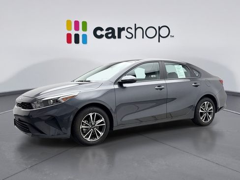 Used 2024 Kia Forte LXS w/ LXS Technology Package FWD image 1
