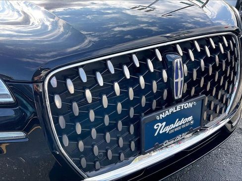 Used 2025 Lincoln Corsair Grand Touring w/ Equipment Group 301A AWD/4WD image 31