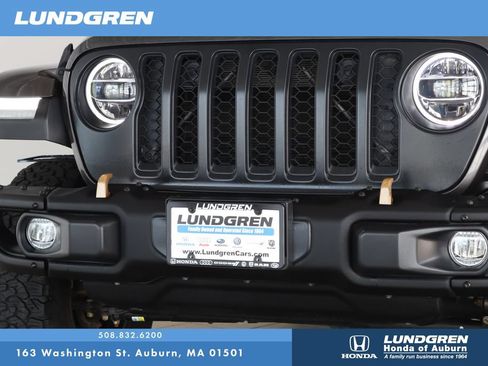 Used 2022 Jeep Wrangler Unlimited Rubicon 392 AWD/4WD image 32