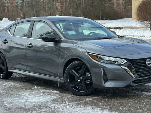 New 2025 Nissan Sentra SR w/ SR Premium Package image 1