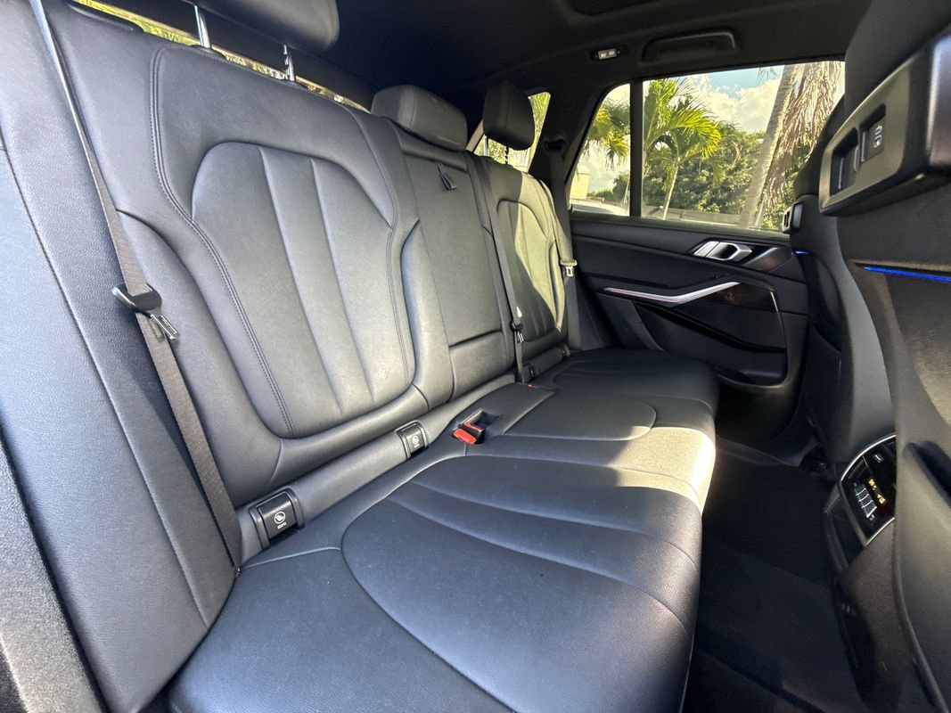 Used 2020 BMW X5 xDrive40i w/ Convenience Package AWD/4WD image 16