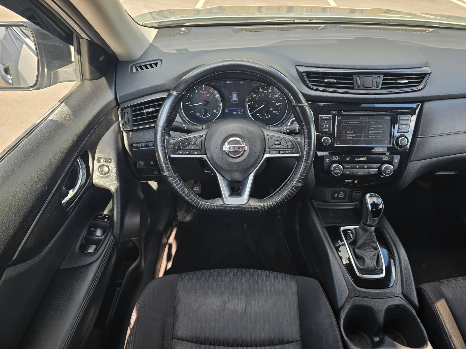 Used 2020 Nissan Rogue SV AWD/4WD image 14