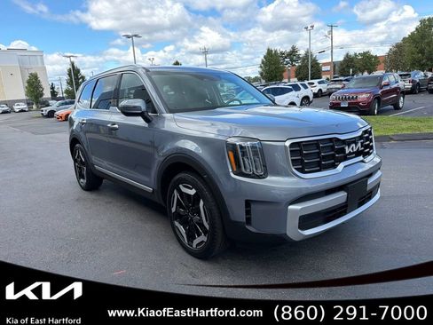 Used 2024 Kia Telluride S AWD/4WD image 5