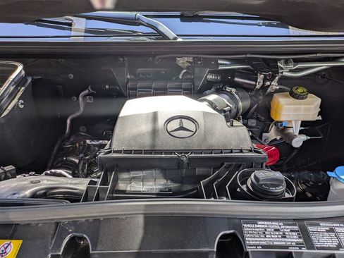 New 2025 Mercedes-Benz Sprinter 2500 image 11