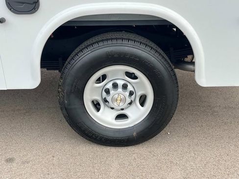 New 2025 Chevrolet Express 3500 w/ Power Convenience Package image 16