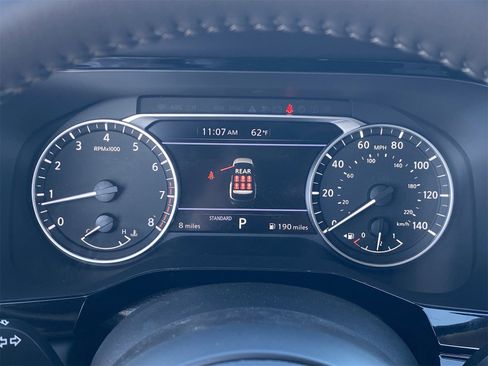 New 2025 Nissan Pathfinder SV w/ Black Appearance Package image 32