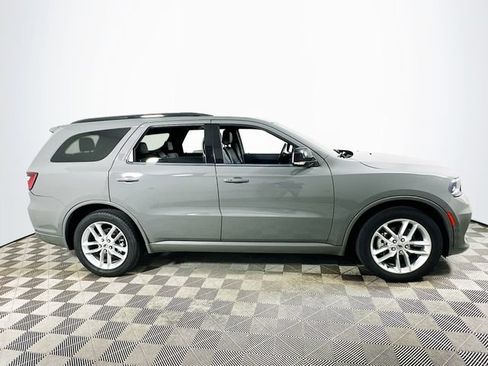 Used 2024 Dodge Durango GT RWD image 2