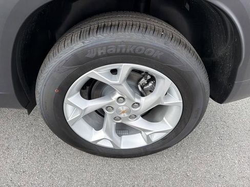 New 2026 Chevrolet Trax LS w/ LS Convenience Package FWD image 12