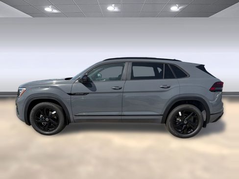 New 2026 Volkswagen Atlas Cross Sport SEL R-Line AWD/4WD image 2