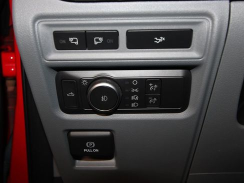 Used 2022 Ford F150 XLT w/ Equipment Group 302A High image 9