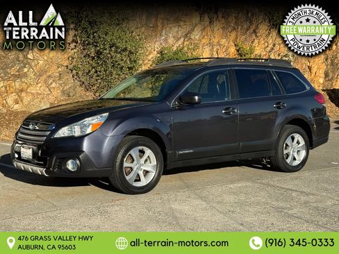 Used 2013 Subaru Outback 3.6R Limited w/ Moonroof Pkg AWD/4WD image 1