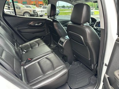 Used 2022 GMC Terrain SLT AWD/4WD image 6