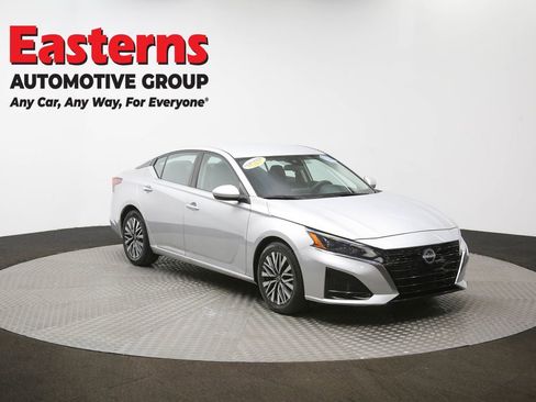Used 2023 Nissan Altima 2.5 SV image 49