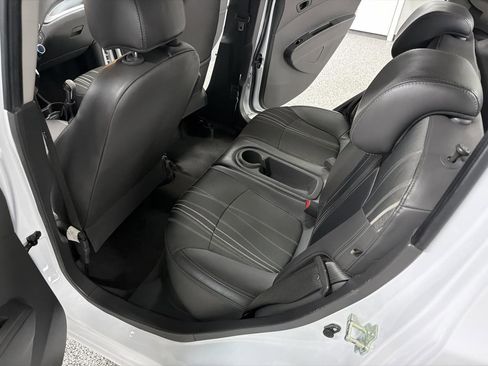 Used 2014 Chevrolet Spark LS image 19