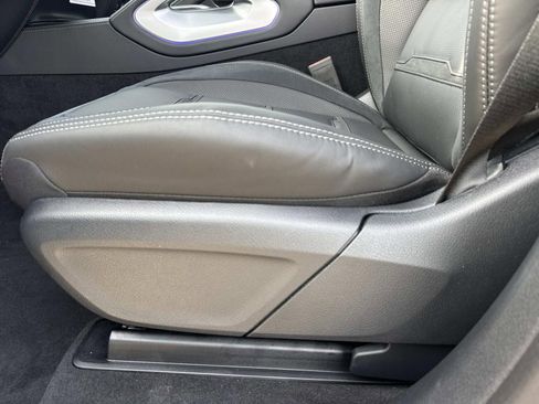 New 2026 Mercedes-Benz GLE 53 AMG 4MATIC Coupe image 9